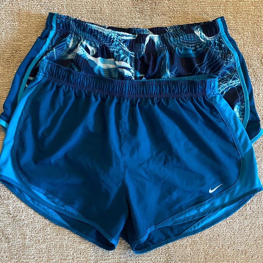 Nike Women’s Tempo Running Shorts, Size XL